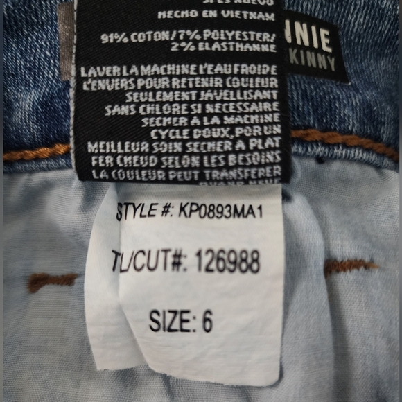 Kut from the Kloth Connie Ankle Skinny Step-Hem Jeans Size 6. - Picture 14 of 14
